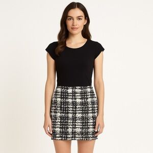 ANN Taylor Mini Skirt 2P